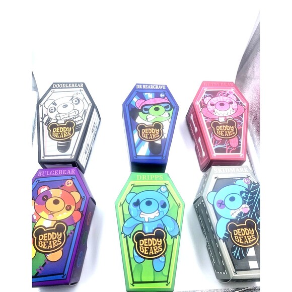 NEW - Complete Set Of 6 Deddy Bears 5" Coffin Plush Series 3 (SEE PHOTOS) - Picture 3 of 4